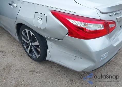 2016 Nissan Altima 2.5 Sr из США, поврежденный, VIN 1N4AL3AP2GC184204